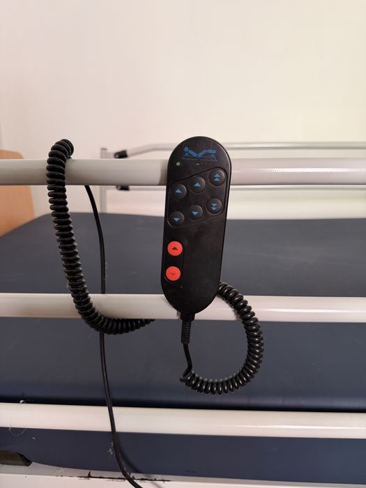 Cama articulada Hospitalar