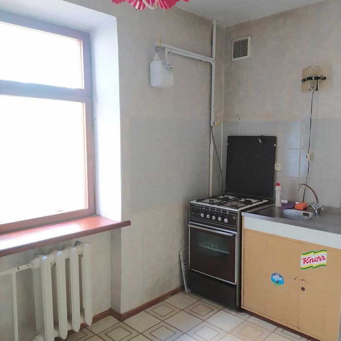 Продам 1 но кімнатну Чешку вул. Відінська