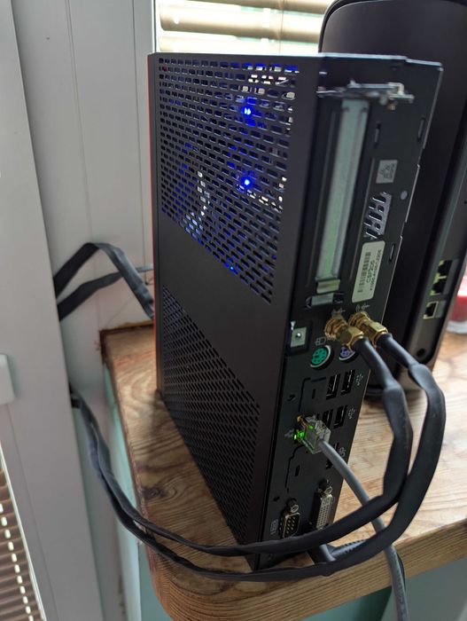 Modem 5G Fibocom FM350 MediaTek T750 USB OpenWRT Fujitsu Futro