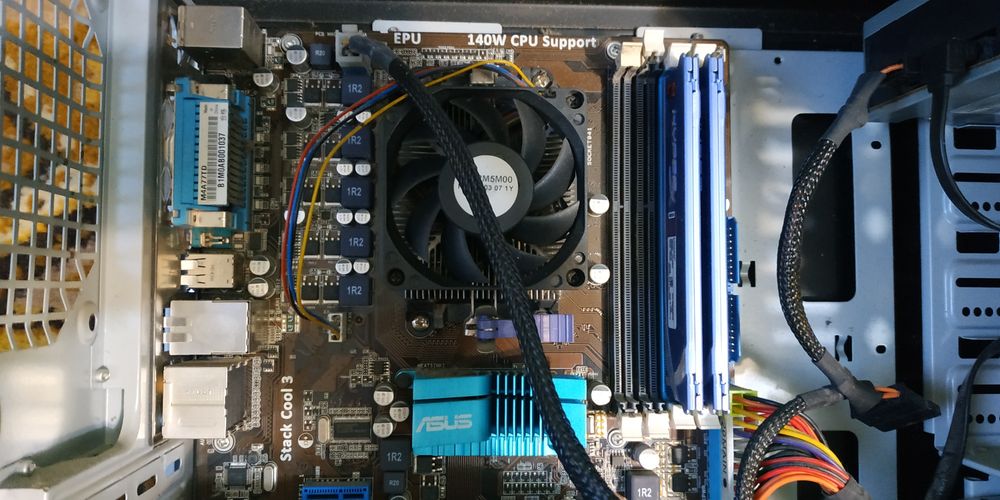 Оперативная память Kingston 2 gb HyperX