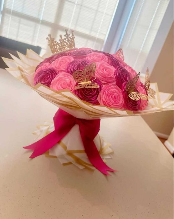 Bukiet róż wstążka