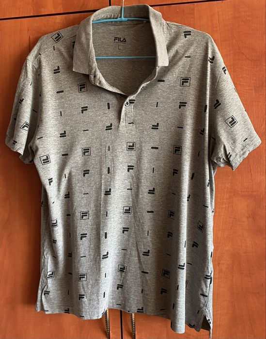 Fila футболка в стилі Polo в розмірі M