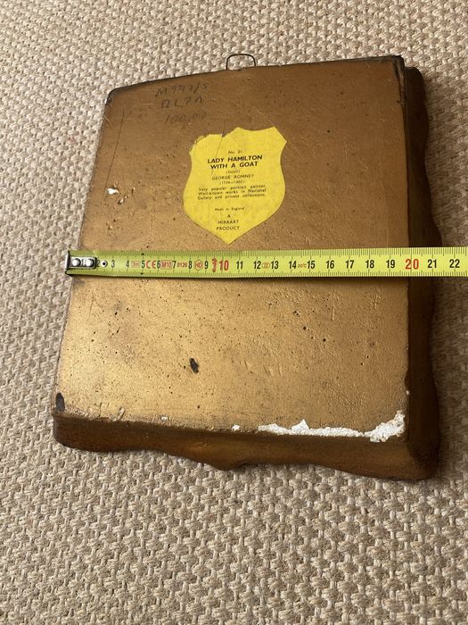 Moldura antiga Lady Hamilton whith a goat