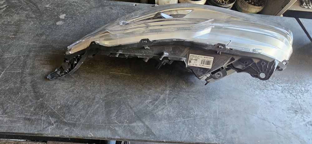 Farois para peugeot 208