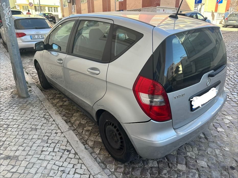 Mercedes A150 2008 – matrícula alemã – exportação ou peças