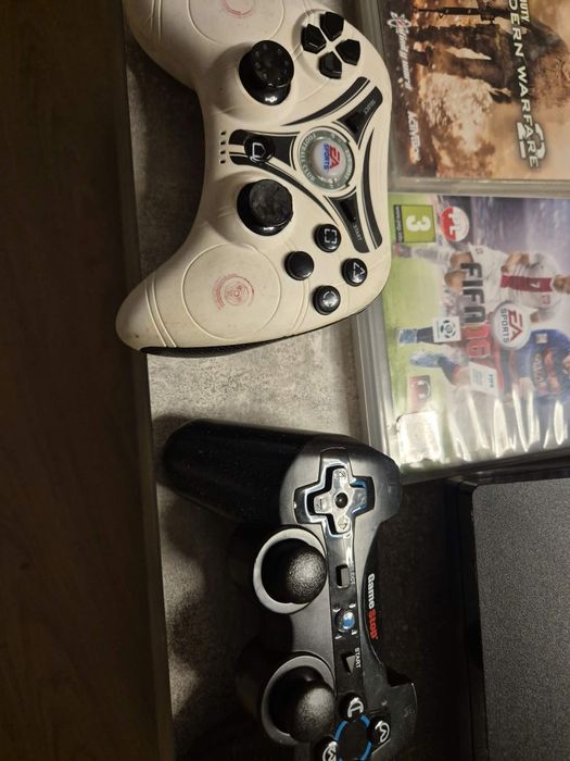 Ps3 slim ładny stan