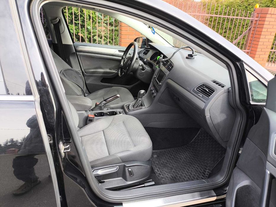 Volkswagen Golf 2015  2.0 TDI DSG (150 k.c.) Base - офіційний!