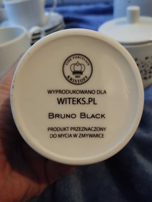 Serwis 6 kawa herbata z talerzykami, nowy