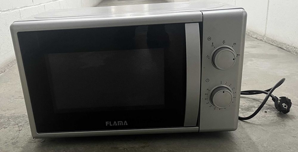 Microondas FLAMA