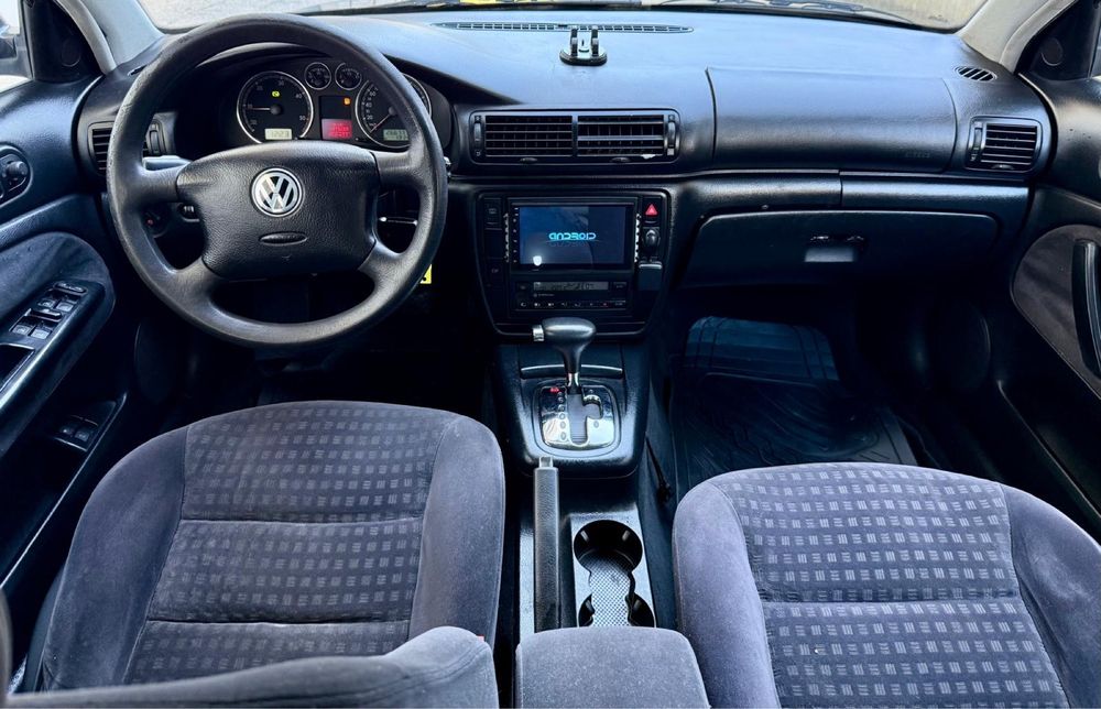 VW Passat 1.9 TDi 130 cv Aut.