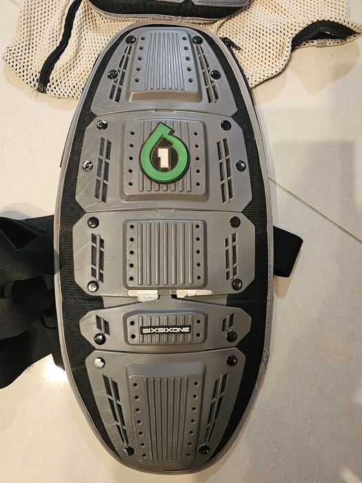 Kask 661 Cross Bike plus pancerz