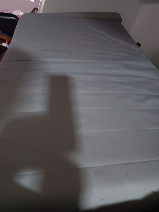 Colchão.  solteiro  esponja