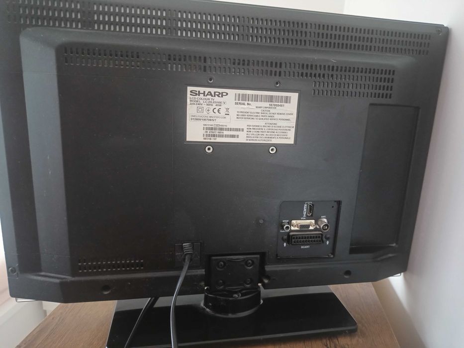 Telewizor Sharp mały