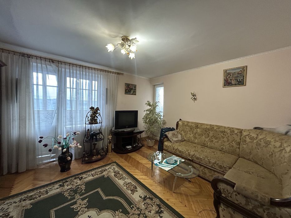 Оренда 2к квартири вул.Мазепи 274