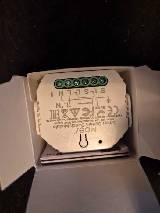 Sterownik rolet WiFi + RF dopuszkowy Moes MS-108WR Tuya