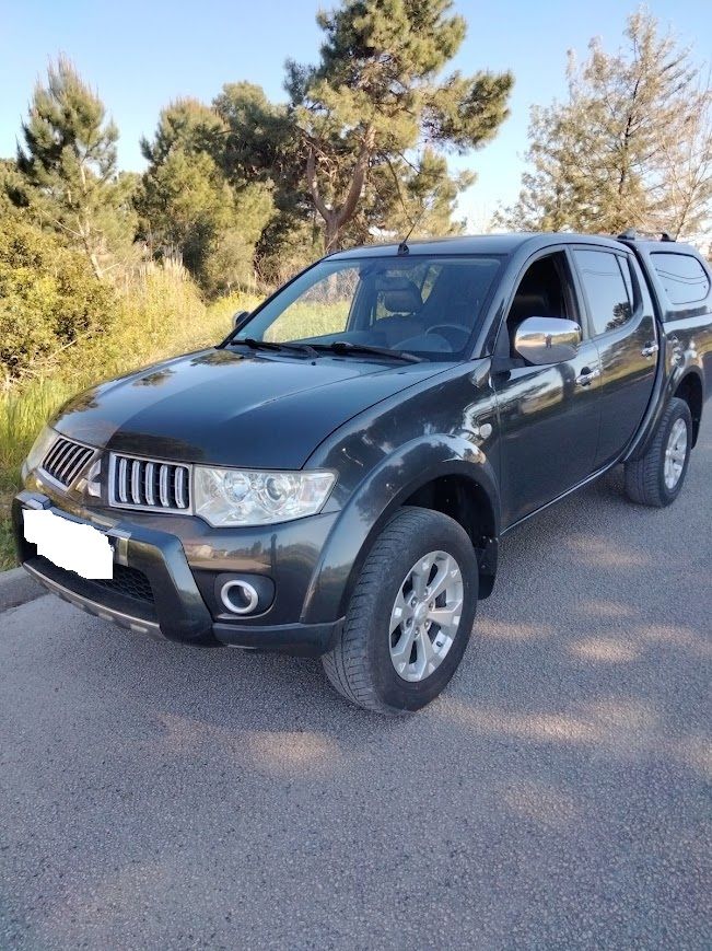 Mitsubishi L200 Pick Up 4x4 Auto DPF Intense Cabine Dupla