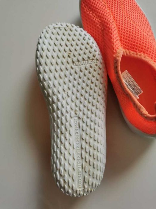 Buty do pływania Aqua Shoes Decathlon rozm. 30