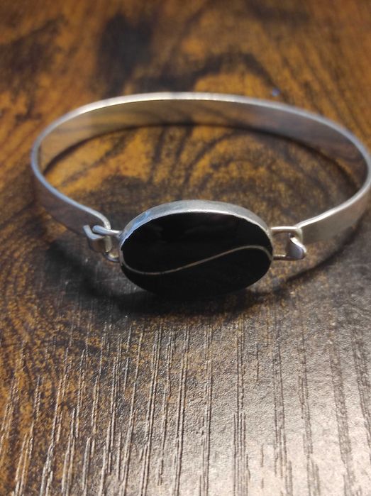 Pulseira em prata 925. uma peça simples mas com muita classe