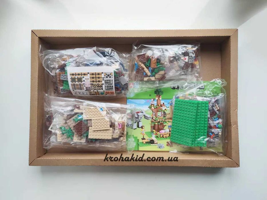 Конструктор Майнкрафт Дім на дереві та вітряна село Minecraft 1016 дет