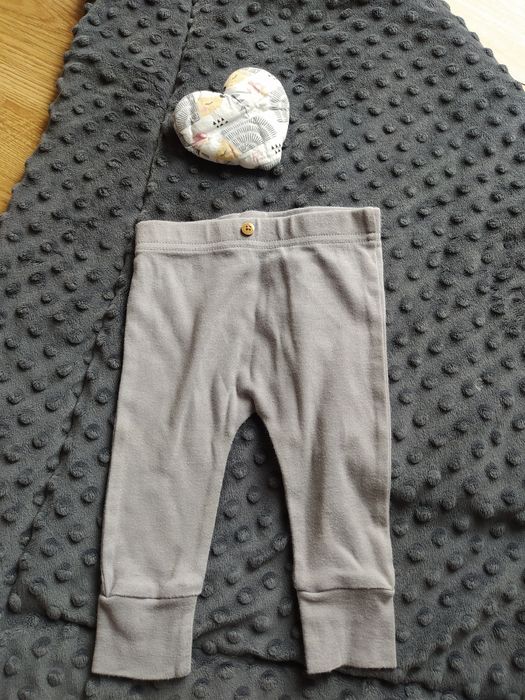 Legginsy spodnie niemowlęce 62