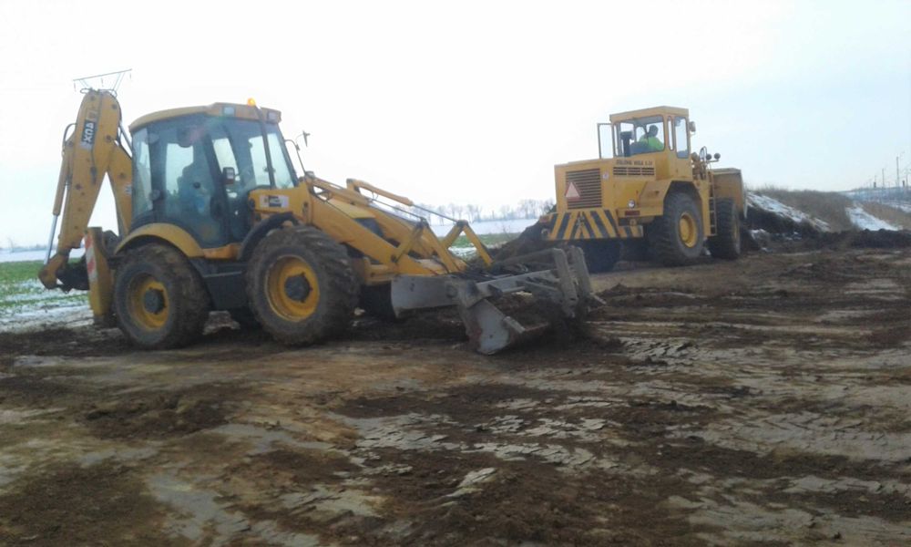 Usługi Koparko-ładowarka, Koparka, Wywrotka, prace ziemne,rozbiórki