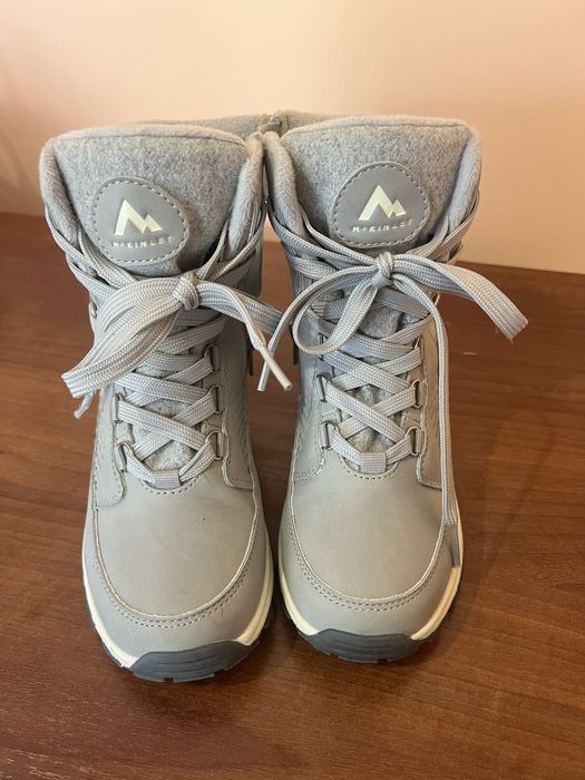 Черевики черевички чоботи