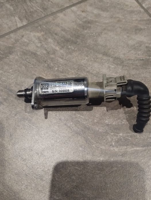 Regulator zawór ciśnienia pompy  paliwa opel 2.2 vectra signum