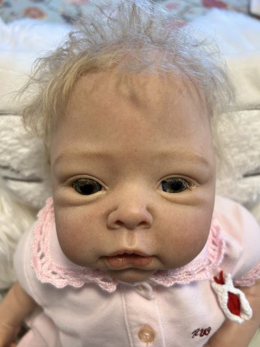 Boneco reborn (reborn doll)