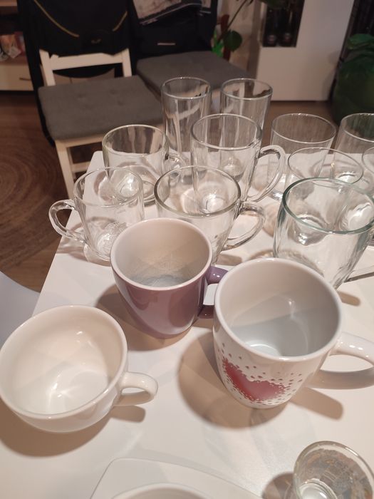 Szklanki, kubki zestaw 30 elementow