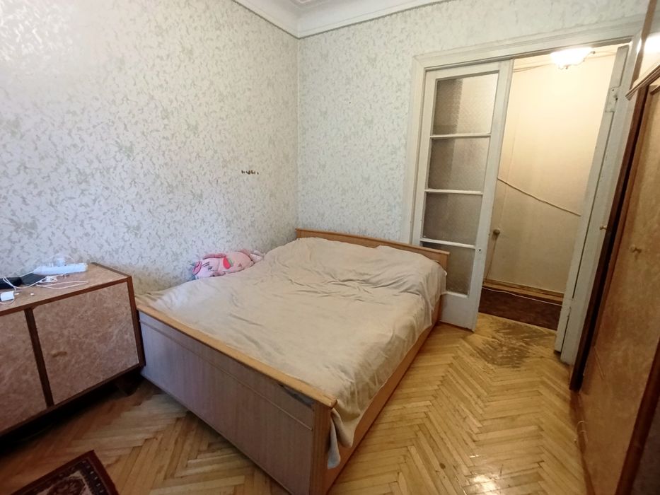 Продаж 2-кім, Повітрофлотський, сталінка, 53квм, документи готові,Без %