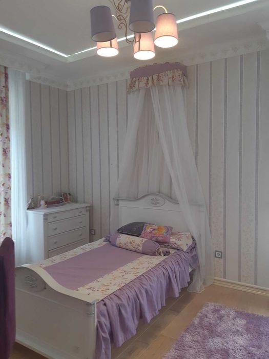 Оренда 4 кімн. будинку, вул Сахарова – Бойківська, вигляд на парк