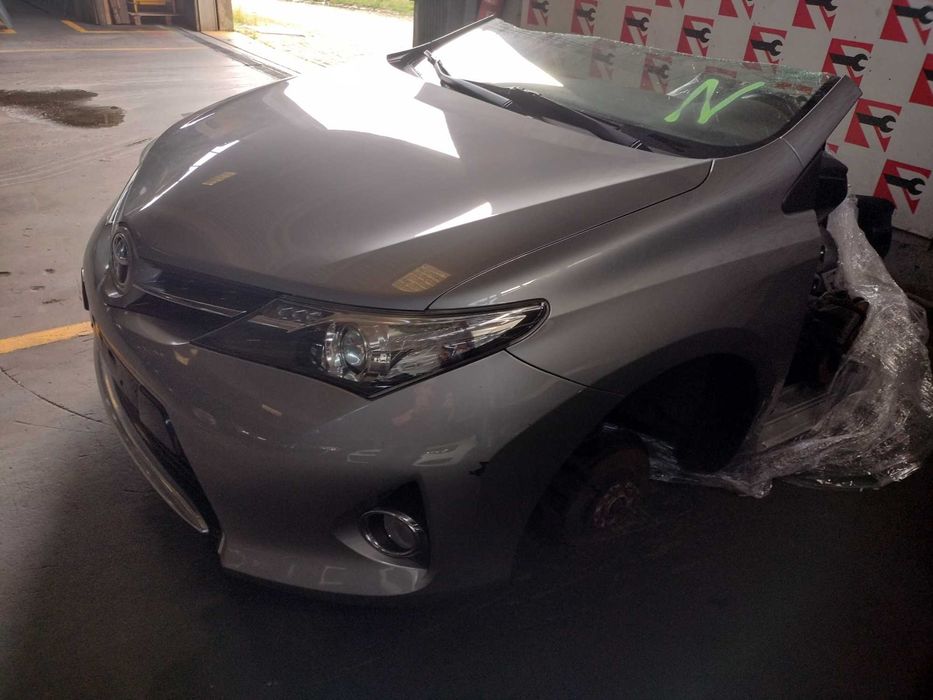 Frente Completa Toyota Auris 1.4 D4D 2014 #F30