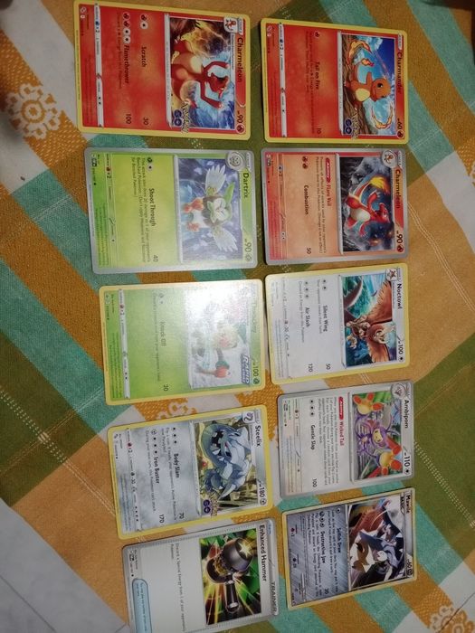 Cartas Pokémon novas para troca