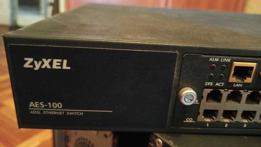 Коммутатор  циско  Cisco  AS5300  на запчасті.