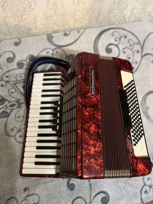 Продаю акардеон в гарному стані