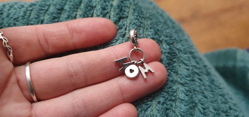 Charms Pandora Mama