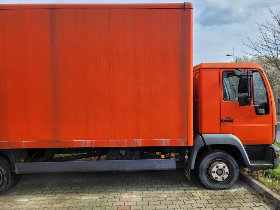 Sprzedam główne podzespoły pojazdu MAN L2000, silnik, skrzynia biegów, kabina, kontener