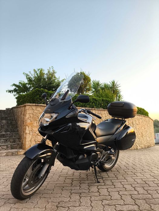 Honda Deauville NT700