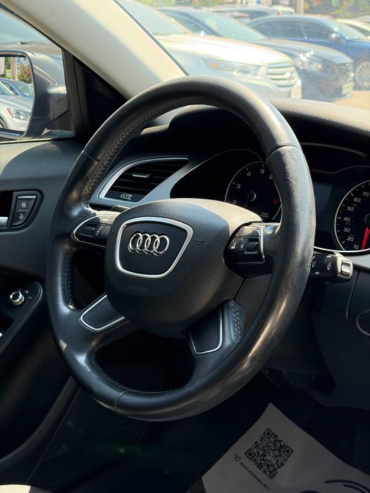 Продам Audi A4 S-Line 2014 рік можлива розстрочка,кредит,обмін!