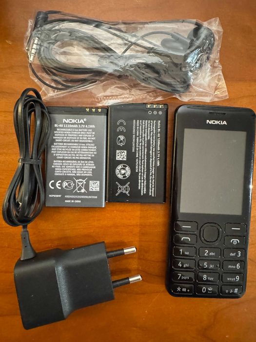 Telemóvel NOKIA 206 - Como Novo