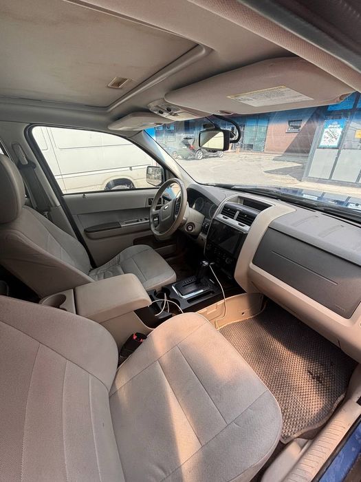 Продам ford escape
