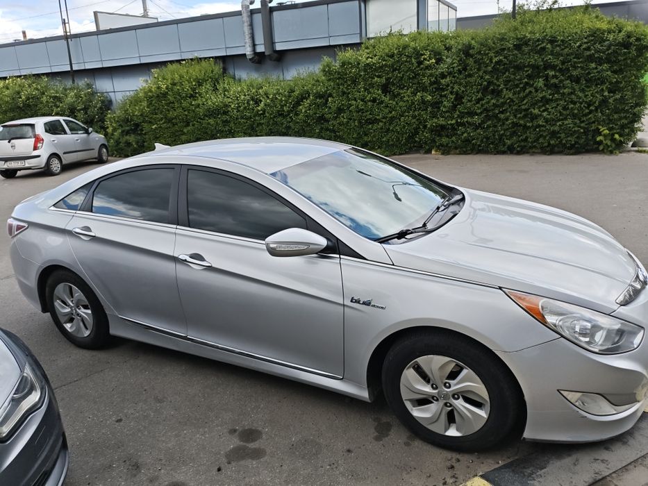 Sonata hybrid 2013 2.4 продам