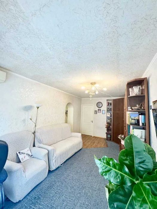 Продам 3к квартиру Тополь Тополя-1 Правий берег