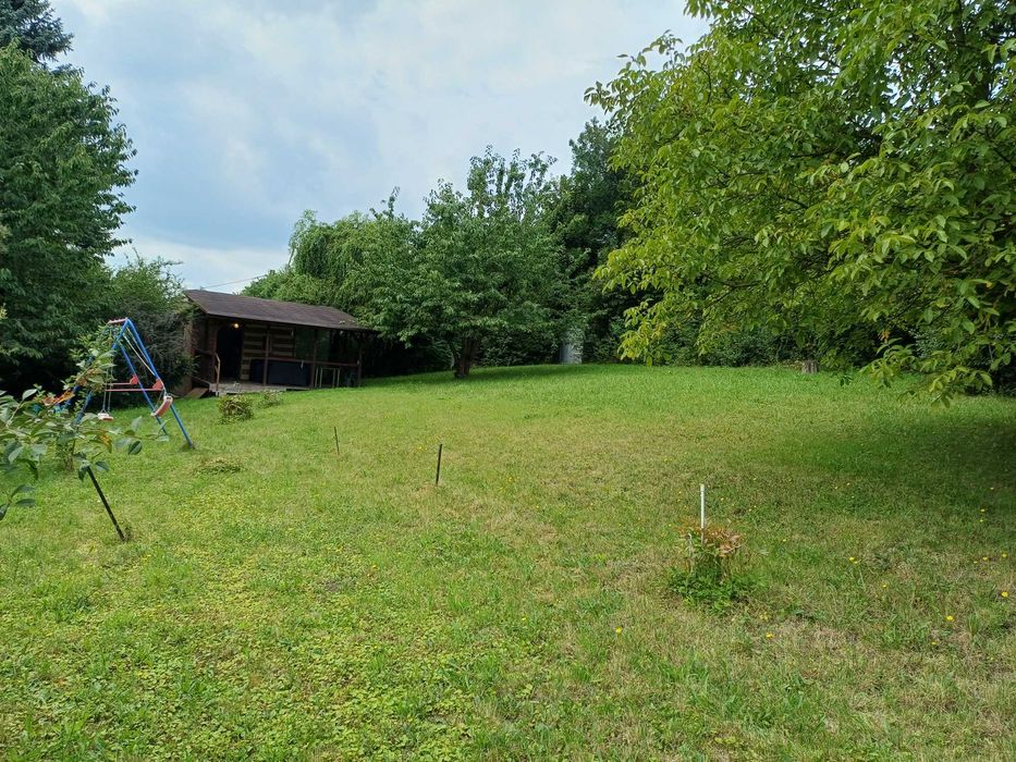 Sprzedam działkę ROD ok 1000 m²