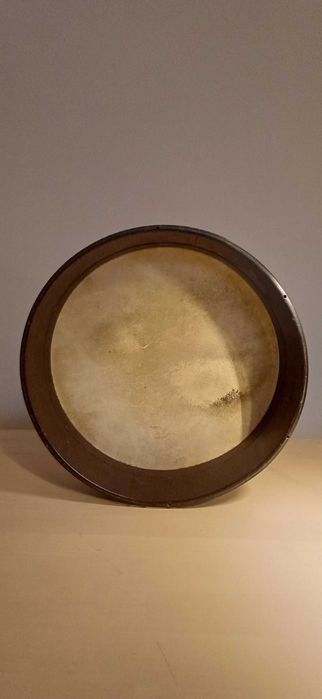 Vendo Bodhrán ( tambor tradicional irlandês)