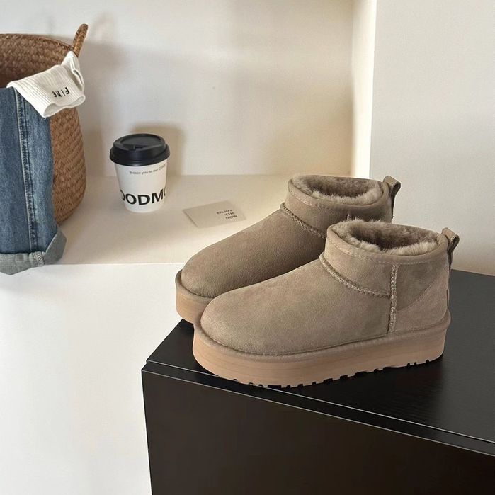 UGG Classic Ultra Mini Platform у кольорі Khaki Угги на платформі 3см.