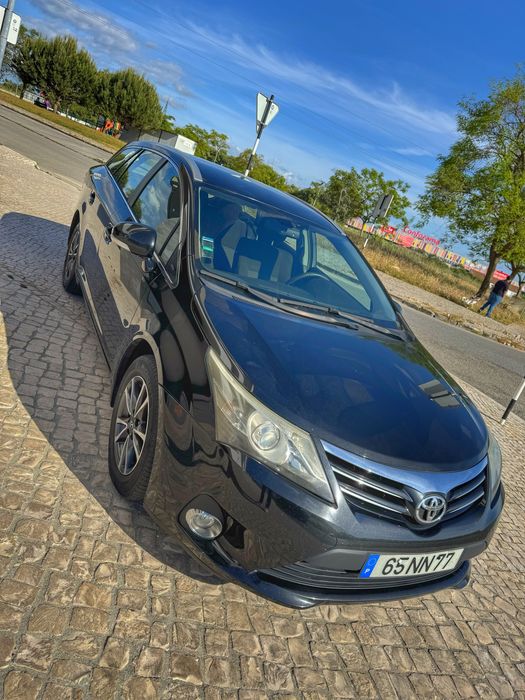 Toyota Avensis 2.0D4D Nacional c/ histórico