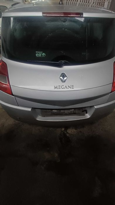 megane 2 2008 para peças.