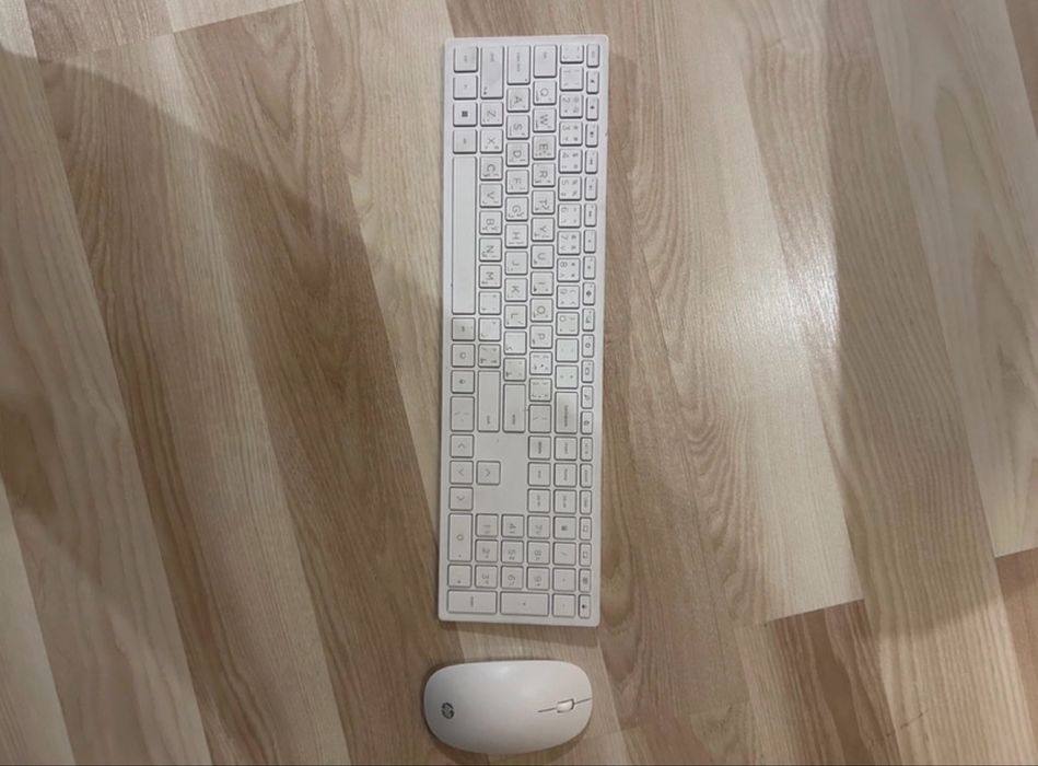 Apple iMac 24 2008 wpelni sprawny klawiatura i mysz