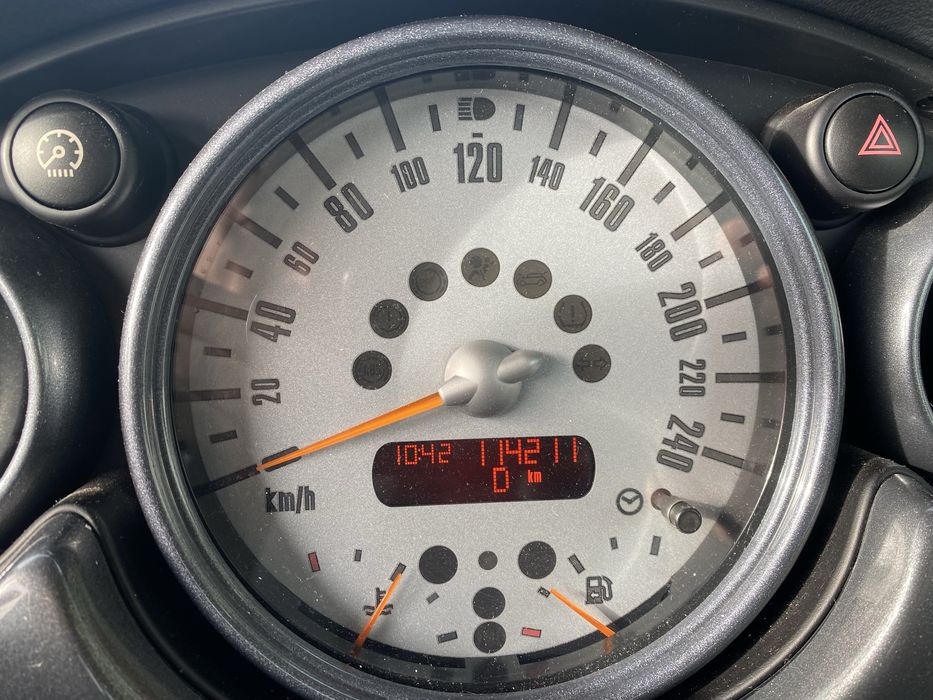 Vendo Mini 1.600 auromatico